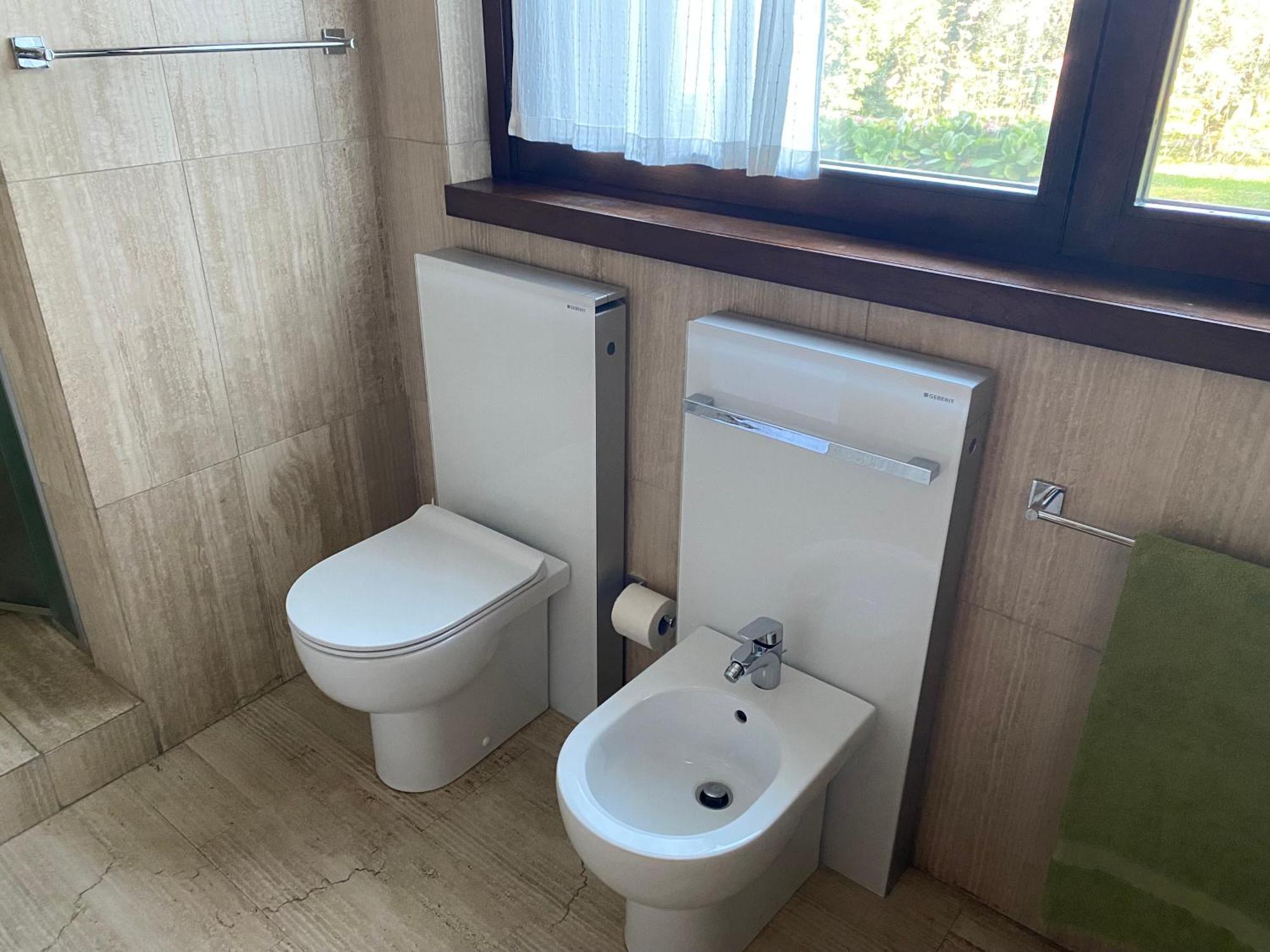 Holiday Home Punta D'Oro With Garden, Parking Place And Lake Access At 300 M Изео Екстериор снимка
